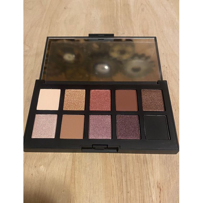 Haus Laboratories Eye Shadow Palette GLAM ROOM NO1 10 Pans