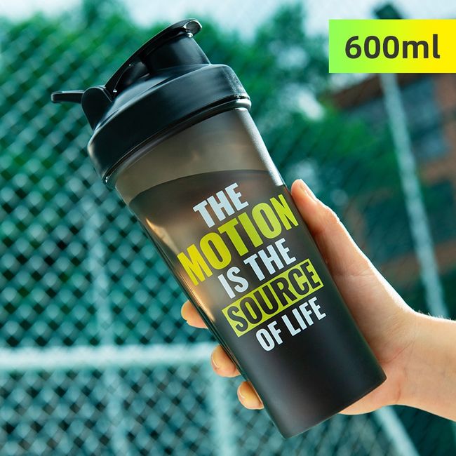 600ml Portable Protein Powder Shaker Bottle Leak Proof Water Bottle for Gym  Fitness Training Sport Shaker Mixing Cup with Scale
