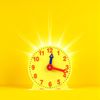 Jizlan Yellow 4 Inch Learning Clock Time Model Teacher Gear Clock 12/24 Hour Learning Tools Activity Toys