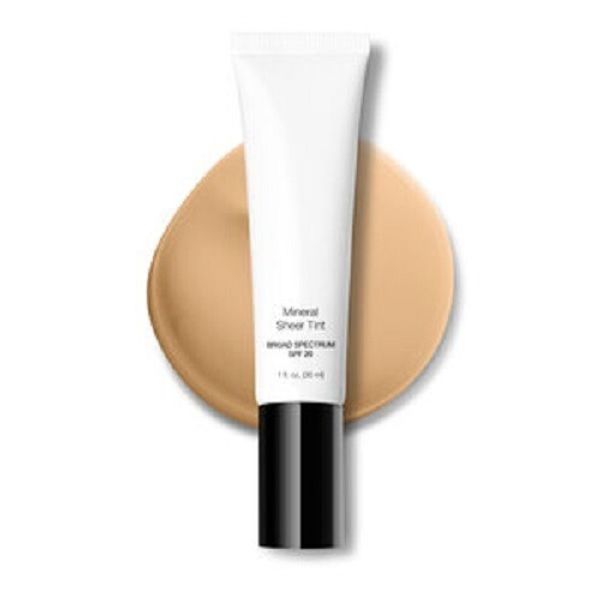 Mineral Sheer Tint SPF20, Tinted Moisturizer, Foundation  ~Light~