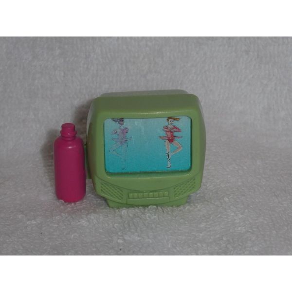 Fisher Price Loving Family Dollhouse Green TV Television & Water Bottle Skater