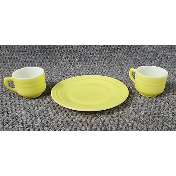 Hazel Atlas Little Hostess Moderntone Platonite Yellow Plate Saucer Cup Tea Set