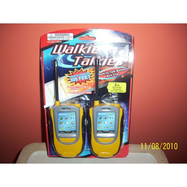 KIDS TOY WALKIE TALKIES SET OF 2- COLOR SENT AT RANDOM