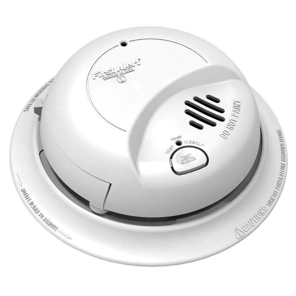 First Alert 9120B Smoke Detector, Hardwired Alarm with Battery Backup, 6-Pack