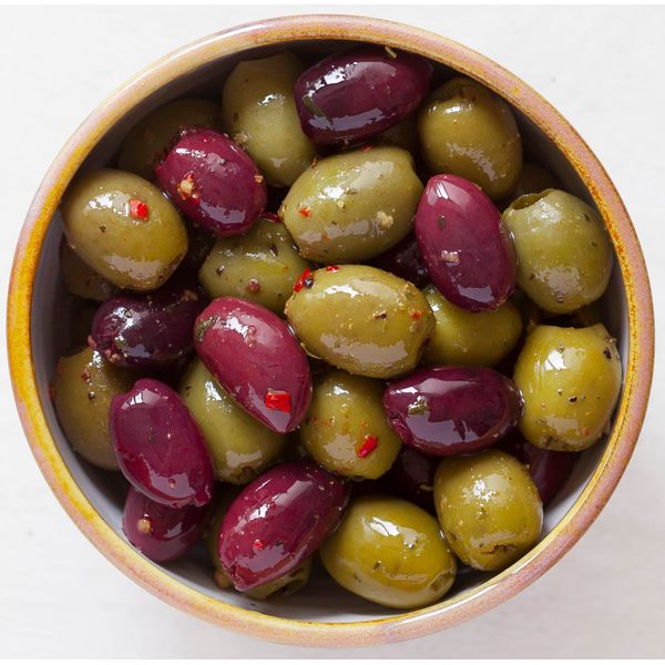 Real Olive Co – ‘Chilli Garlic & Basil Olives’ (Net 1kg). Deli Fresh Mixed Pitted Olives. Cold Pressed Oil.