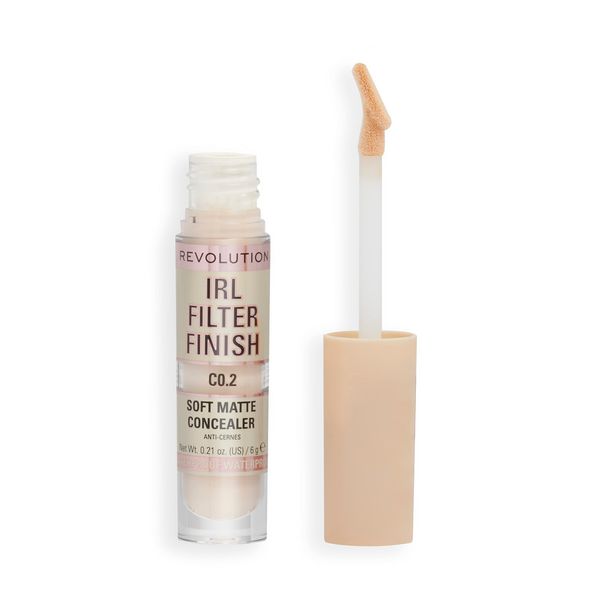 Makeup Revolution, IRL Concealer Filter Finish Medium or Full Cover C15 6g