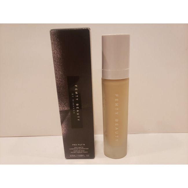 Fenty ~ Pro Filt'r Soft Matte Longwear Liquid Foundation ~ #130 ~ 1.08 oz ~NIB