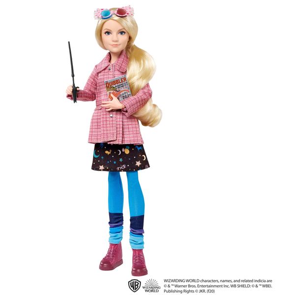 Mattel Harry Potter Collectible Toy, Luna Lovegood Doll & Accessories, Signature Look with Quibbler & Spectrespecs