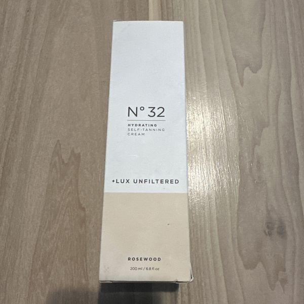 Lux Unfiltered N°32 Gradual Hydrating Self Tanner in Rosewood,Tanning 6.8oz SEAL