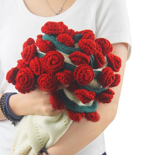 PHQMPSGYOK Crochet Flower Bouquet Blanket Rose Blanket Teacher Mom Graduation Birthday Gifts for Women Flower Bouquet rocheted Roses Blankets Throw Blanket Valentine's Day Gifts 43 Inches