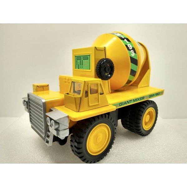 KY Cement Concrete Mixer Toy Truck Pressed Steel Plastic Construction Vehicle