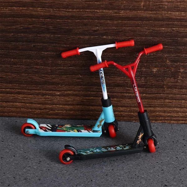 Tustao 2 Pcs Finger Scooter Mini Two Wheel Finger Scooter,Mini Scooters Finger Board,Tiny Trick Scooter for Party Favors,Finger Training,Magic Kits and Accessories,Juggling Sets,Finger Skateboards