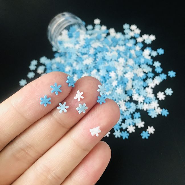 Cheap 1 Pack Winter Snowflake Nail Art Flakes Sequins Slice Nail