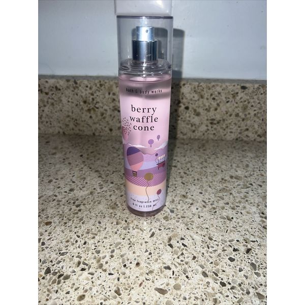 BATH & BODY WORKS BERRY WAFFLE CONE FRAGRANCE MIST BODY SPRAY 8 FL OZ