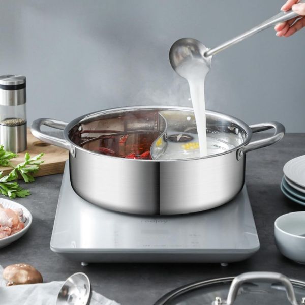 Smdjszh Tabletop Pot, Two-Handed Pot, Cooking Pot, Divider Pot, 2 Serving Pot, Two-serving Pot, Double Flavored Pot, Wok, Soup Pot, Large Capacity, Easy to Clean, Stainless Steel with Glass Lid,