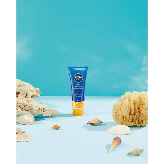 NIVEA Sun Protection & Care Face Sun Cream with SPF 30 (50 ml), Instant Sun  Protection for Face, Neck & Décolleté, Sun Cream with 24-Hour Moisturiser