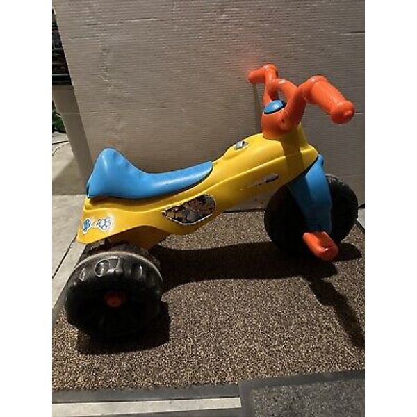 Fisher-Price Nickelodeon Go Diego Go Tough Trike Kid's Tricycle Ride On 2003