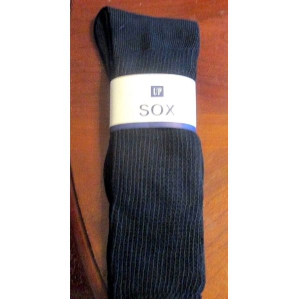 Diabetic Socks good price for these. Top Quality Black MENS 2 pr $9.99 Free S/H