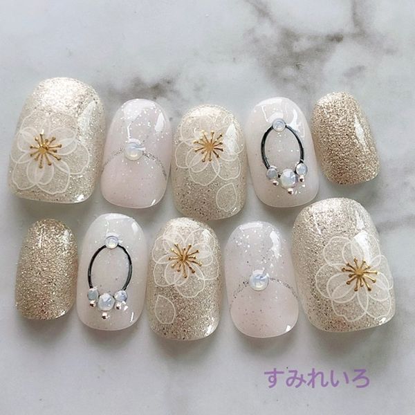 Nail tip false nails bridal nails cute short long design summer nails nail present short nails small nails large nails berry short chibi nails adult nails false nails office nails simple<br> [1742] Gold lame line flower b/s