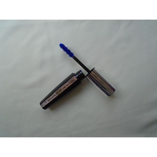 Lilyz Waterproof Volume Mascara Bright Blue New