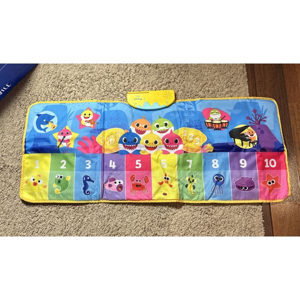 Nickelodeon Pinkfong Baby Shark Step & Sing Piano Dance Mat Kids Music toy