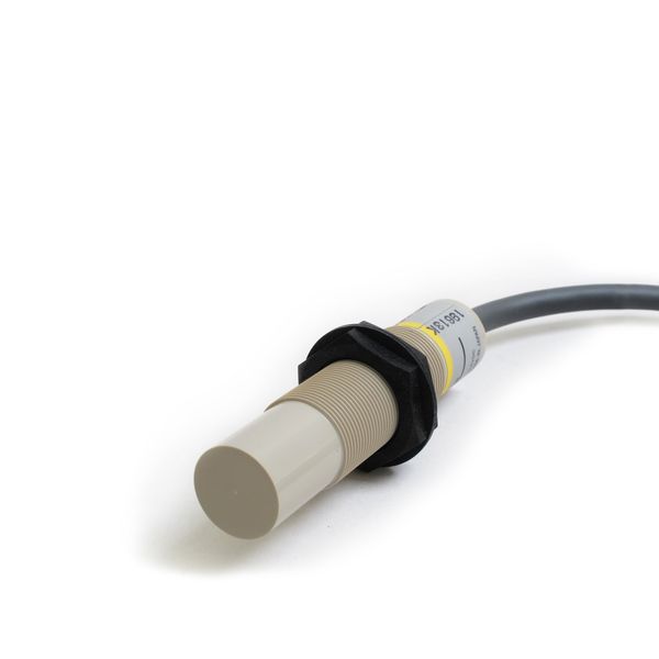 OMRON E2K-X8ME1 2M Cylindrical Proximity Sensor Proximity Sensor Unshielded (M18 Sensing Distance 8mm)(DC 3 Wire Model) NN