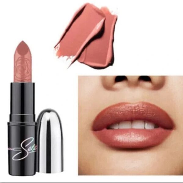 MAC Selena VIVE Cremesheen Lipstick Selena La Reina Collection Limited Edition