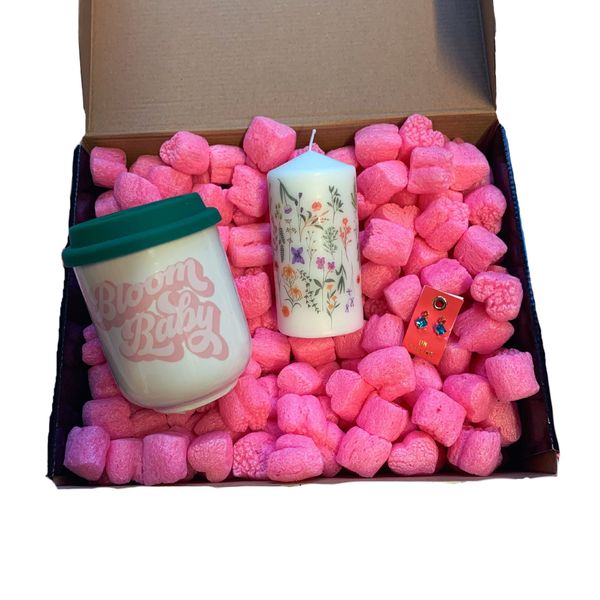 Candle + Sips Gift Box with Compostable Pink Heart Packing Peanuts - Bloom Baby