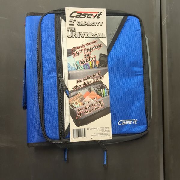 Case It 2 Blue Zipper Binder with Laptop/Tablet Pocket LT-007BLU