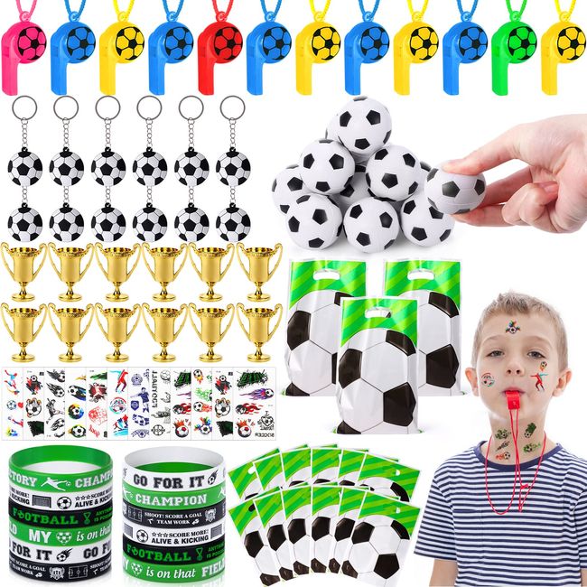 Mishopy 84Stück Fußball Party Mitgebsel Kinder Trillerpfeife Flummi Schlüsselanhänger Trophäen Tattoo Aufkleber Silikonarmband Partei Geschenk Taschen Mitgebsel Fussball Geschenke Jungen