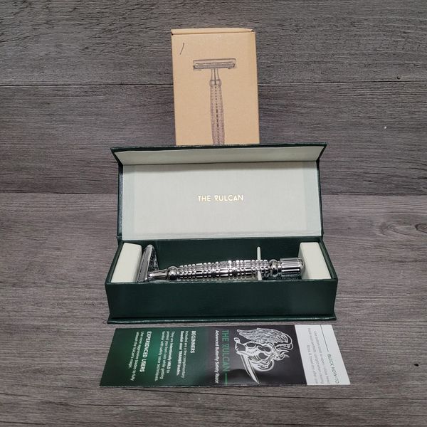 VIKINGS BLADE The Vulcan Long Handle Double Edge Safety Razor