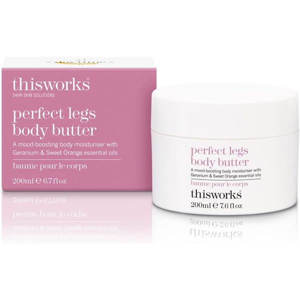 This Works Perfect Legs Body Butter, 200 ml — Körperlotion mit stimmungsaufhellenden ätherischen Ölen aus Geranie und Orange - Sheabutter und Hyaluronsäure für einen feuchtigkeitsspendenden Glanz