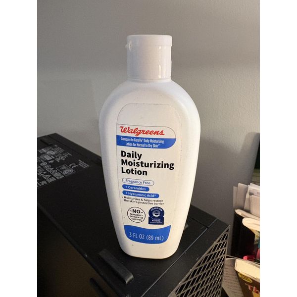 Daily Moisturizing Lotion 3 Fl OZ- PERFECT FOR YOUR PURSE