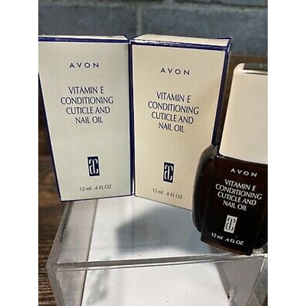 2 Avon Vitamin E Conditioning Cuticle and Nail Oil - Vintage 1997 - .4oz NEW