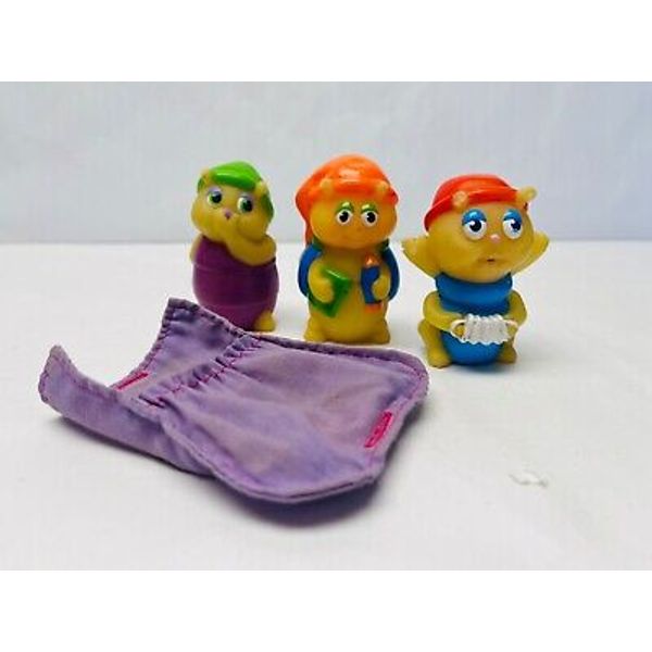 Vintage Glo Friends Toy Set w/ Sleeping Bag 1980s *FLAWED READ DETAILS* BIN 3