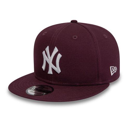 New Era New York Yankees MLB Essentials Scarlet 9Fifty Snapback Cap