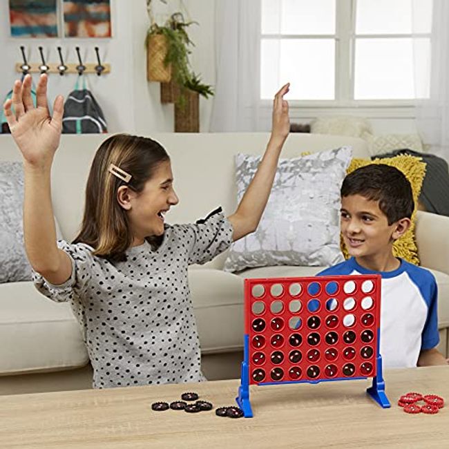 Hasbro Gaming Connect 4 Marvel Spider-Man Edition, Strategy Game for 2  Players, Ages 6 and Up ( Exclusive)