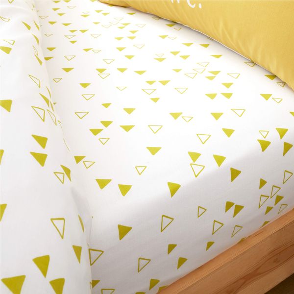 Catherine Lansfield Giraffe Shapes Double Fitted Sheet Yellow