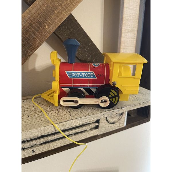 Vintage 1964 Fisher Price Toot Toot Train Engine Pull Along Toy # 643 FP Classic