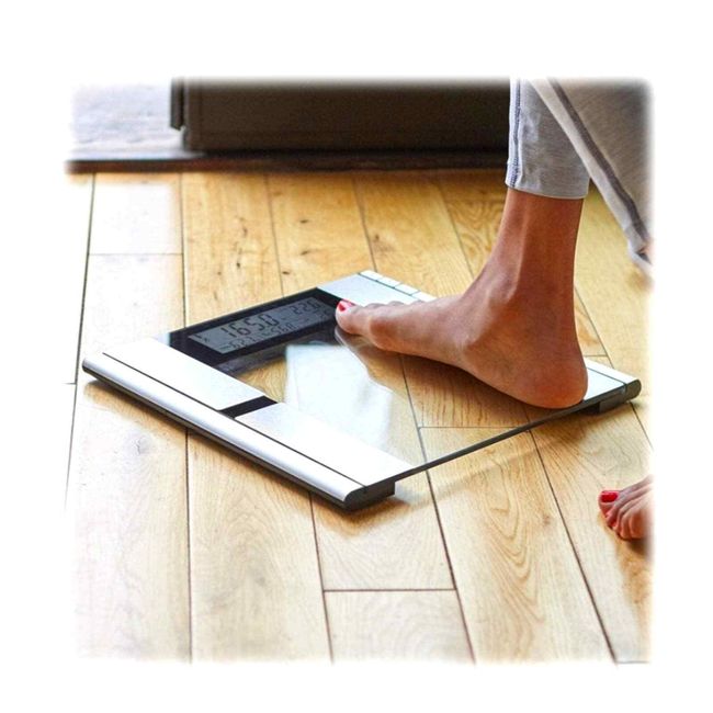 DIGITAL SCALE & BODY ANALYZER MEASURES WEIGHT, BODY FAT %, MUSCLE MASS, & MORE!