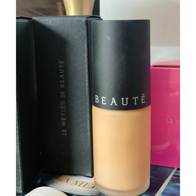 Le Metier De Beaute After Glow Foundation #6, DISC, Brand New in Box