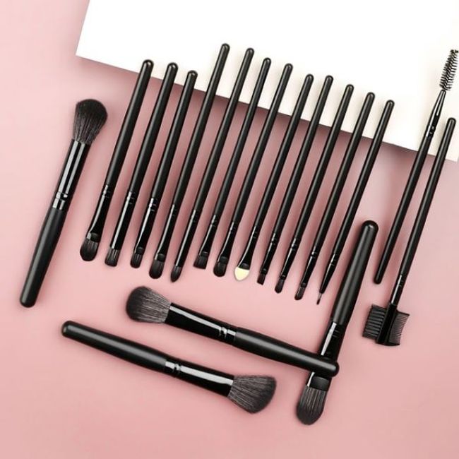 Makeup Brush Set Professional Cosmetic Foundation Eyeshadow