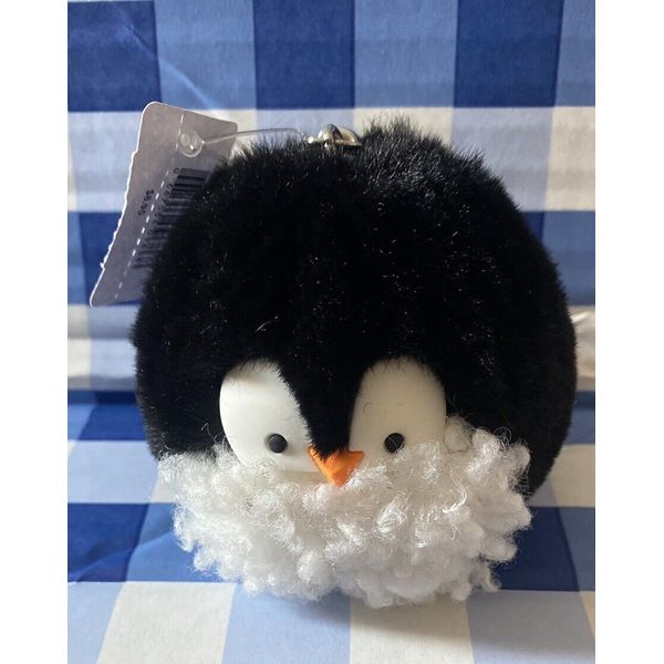 Bath & Body Works Pocketbac Hand Sanitizer Holder. Furry Penguin.