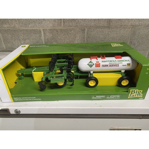 Official John Deere Big Farm Anhydrous Ammonia Applicator and Tank LP81013 New