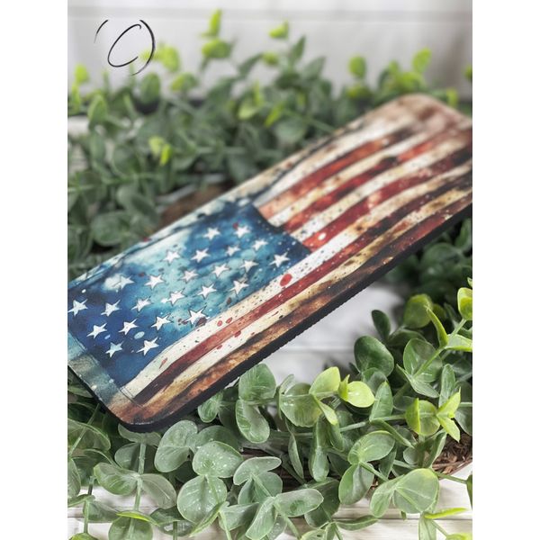 Rustic American Flag Slap Wrap Can Cooler