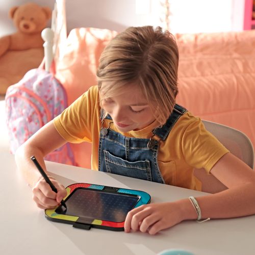Boogie Board Dash Kids Authentic Portable Drawing Tablet Activity Kit Includes 8 inch Reusable Drawing Board with Erase-Lock, Four Travel & Road Trip Game Templates and Stylus for Kids Ages 4+