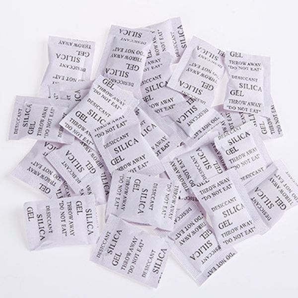 Tongdejing 200pcs Desiccant Bags, 1g Moistureproof Silica Gel Sachet Packet Moisture Damp Absorber Dehumidifier Mildew Odors Multipurpose for Shirts, Suits, Cashmere, Sweaters, Small Leather Goods