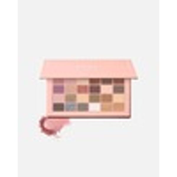 Doll Squad 24 Shade Shadow Palette