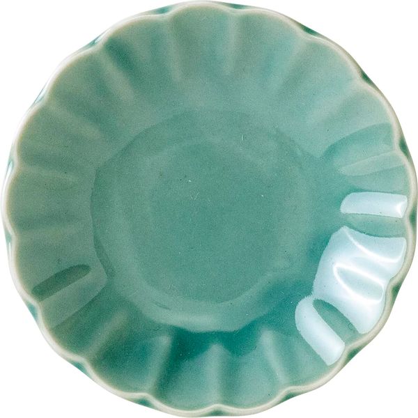 Minoru Pottery Komai 80 Chrysanthemum Bean Plate, Sky Blue