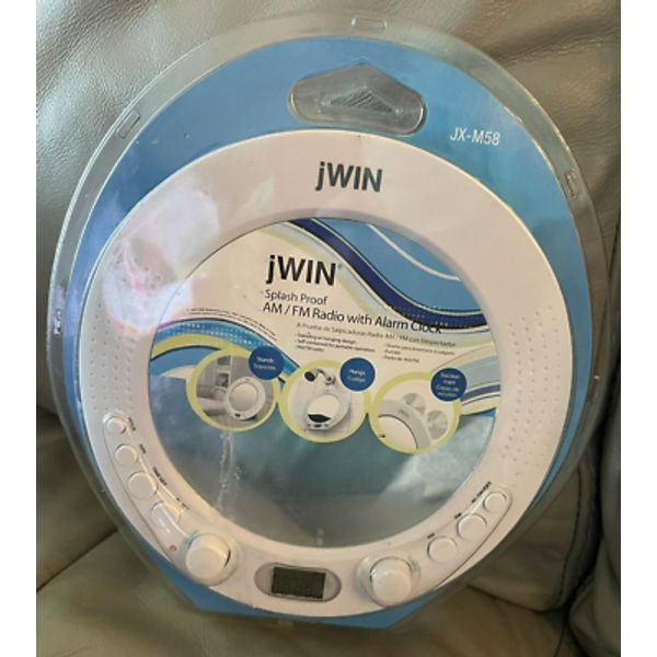 jWIN Splash Proof Bathroom Mirror BRAND NEW AM/FM Radio w/ Alarm Clock JX-M58